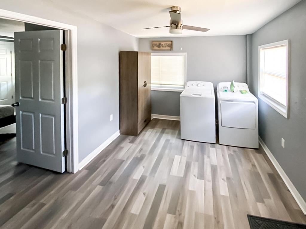 Sarasota Modern, Spacious, Comfy, Queen Beds, Backyard Rental Dış mekan fotoğraf